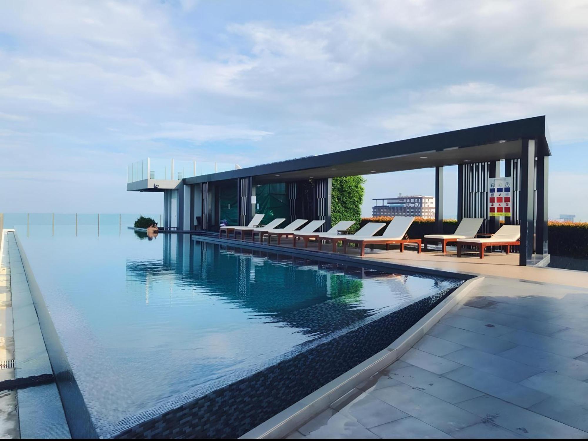 Best Location In Pattaya, Sky Pool & Infinity Edge Exterior photo